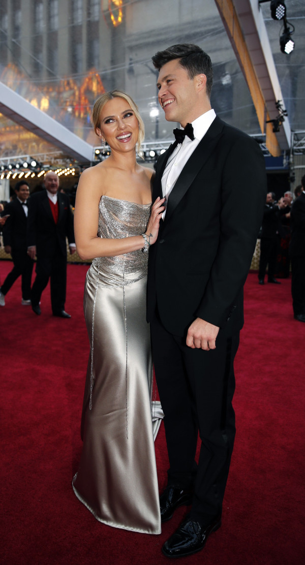Scarlett Johansson ties knot with comedian Colin Jost